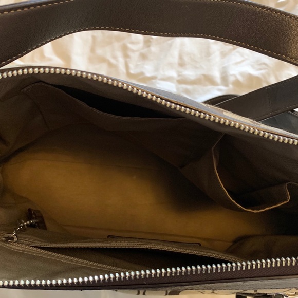 Coach purse - Picture 3 of 5